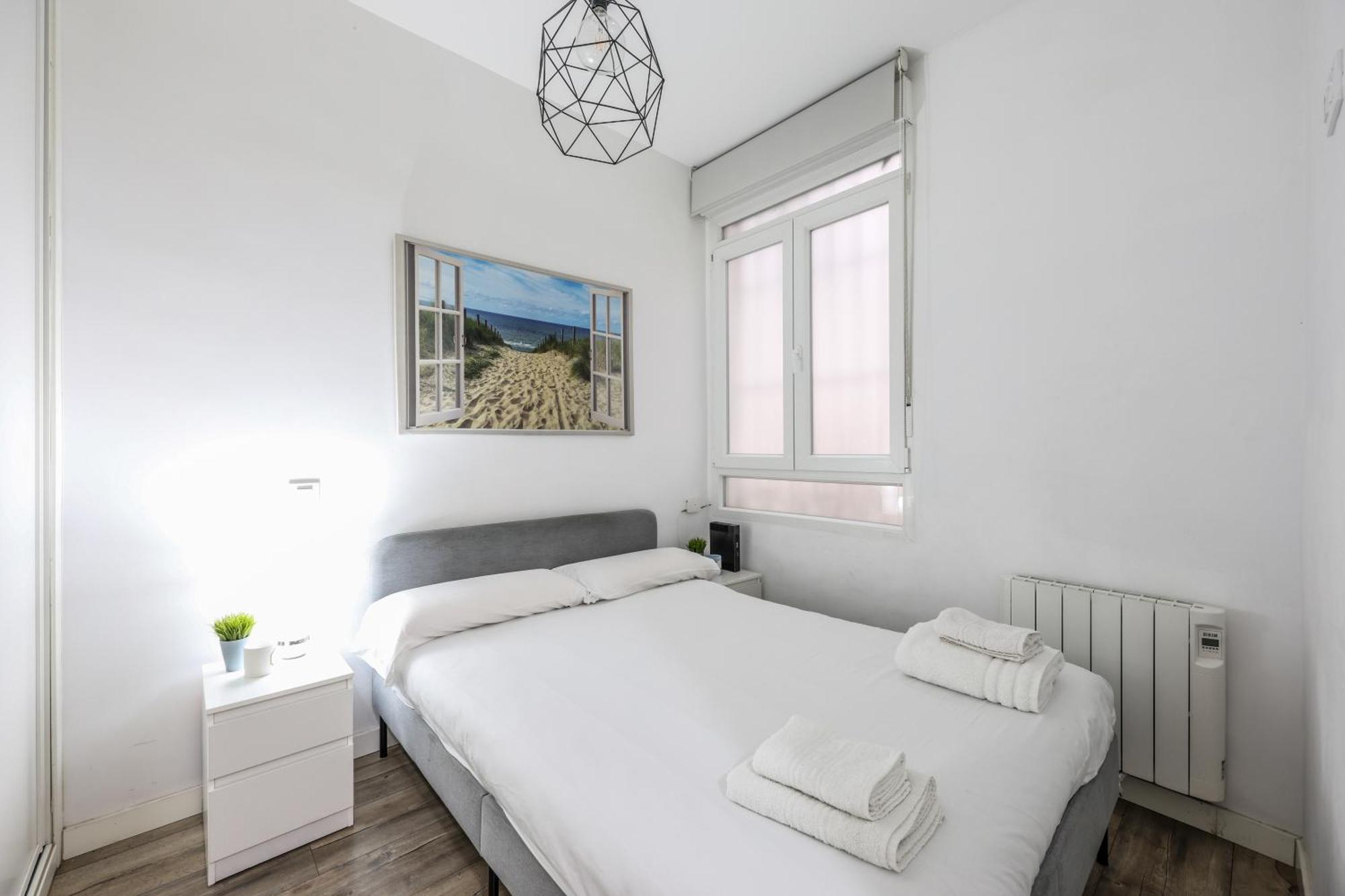 Appartamento Unique Flat La Latina * Billiard & Darts Madrid Esterno foto